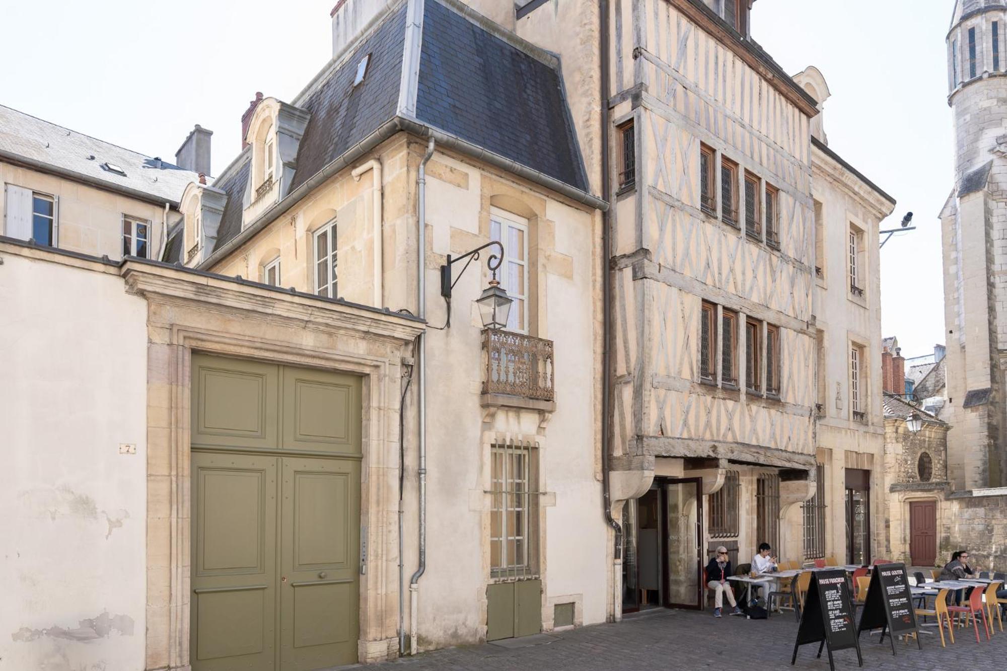 La Chouette Des Ducs, Appartement En Hypercentre Digione Esterno foto